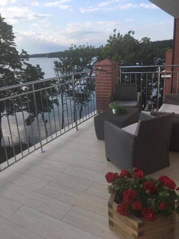 Фото номера Апартаменты с видом на озеро Апартаменты Apartament nad Jeziorem г. Олецко 48