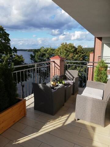 Фотографии Апартаменты Apartament nad Jeziorem г. Олецко (Польша) №2 Фото Апартаменты Apartament nad Jeziorem г. Олецко 2